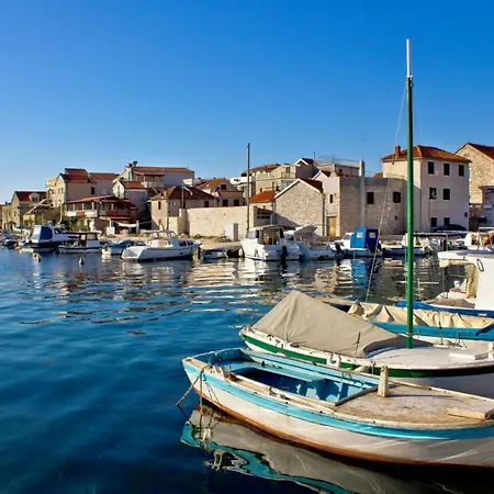 In Tribunj With Sea View, Balcony, Air Conditioning, W-lan 5034-2 * Tribunj (Sibenik-Knin)