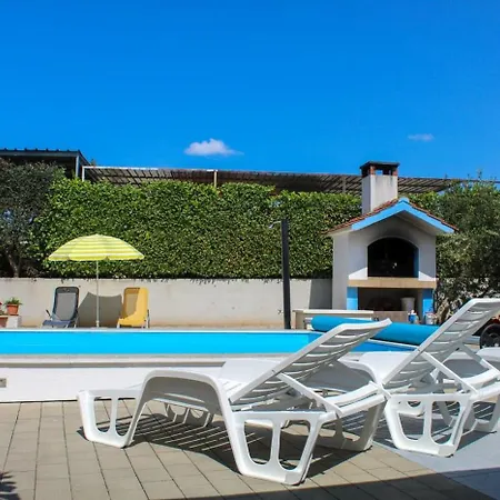 Apartamento In Tribunj With Sea View, Balcony, Air Conditioning, W-lan 5034-2 Tribalj