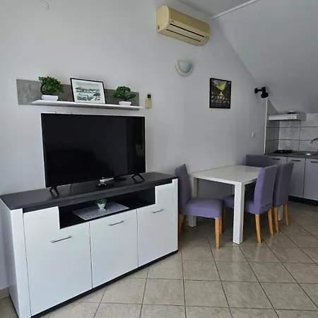 Apartment In Tribunj With Sea View, Balcony, Air Conditioning, W-lan 5034-2