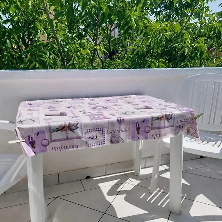 In Tribunj With Sea View, Balcony, Air Conditioning, W-lan 5034-2 Apartment Tribunj (Sibenik-Knin)